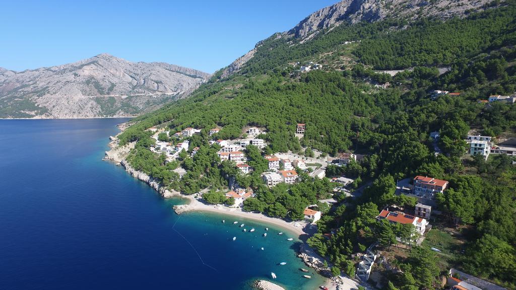 Apartments Villa Astra & Pinija Brela Dış mekan fotoğraf
